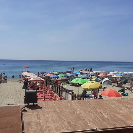 La Casa Di Pepe Leilighet Pietra Ligure Eksteriør bilde